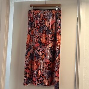 Maeve by Anthropologie Size Large Multi color pleated velour long skirt raw hem